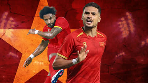 Simone Inzaghi celebrating with his Inter Milan players after beating Barcelona.